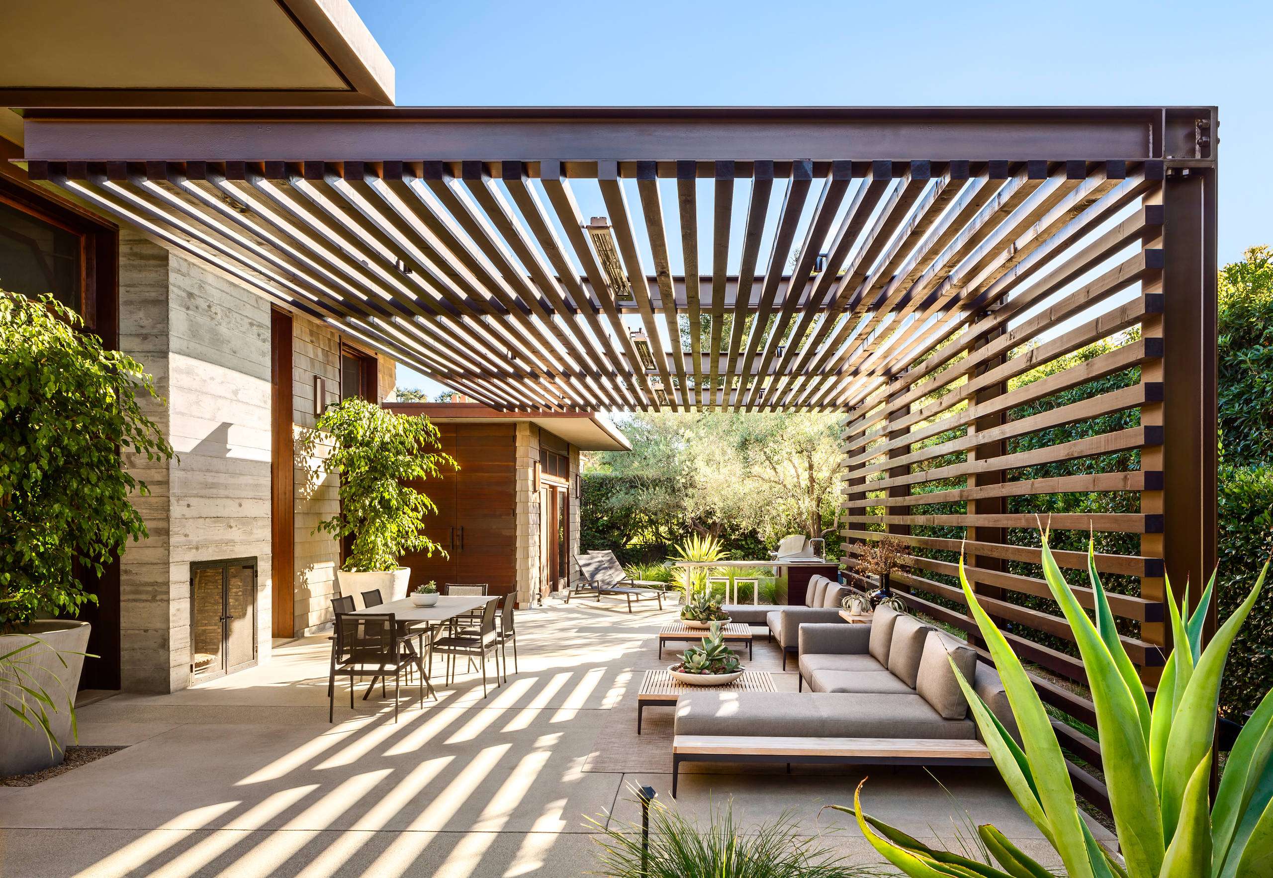 What are Pergolas and Gazebos?